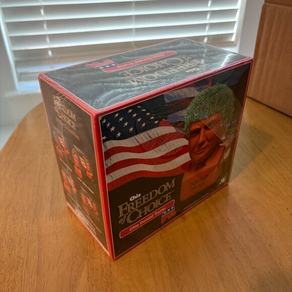 Chia Pet President Donald Trump Freedom of Choice Pottery Planter. NIB. Plastic - Picture 2 of 4